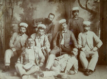 El comandante Neila, con la Cruz de San Fernando, en Cuba en 1898