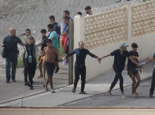 Inmigrantes que han llegado a Ceuta este lunes