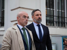 Santiago Abascal y el eurodiputado Jorge Buxadé