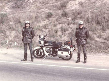 Una pareja de la Guardia Civil de carretera en los años 80