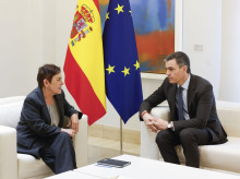 Pedro Sánchez y la portavoz de Bildu en el Congreso, Mertxe Aizpurua