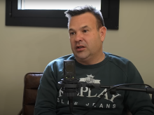 José Elías durante una entrevista en su canal de You Tube