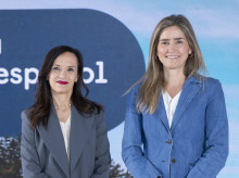 La presidenta de Red Eléctrica, Beatriz Corredor, y la ministra para la Transición Energética, Sara Aagesen