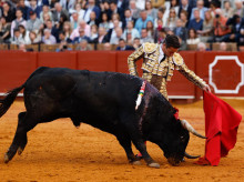 Diego Urdiales, con el segundo toro de su lote, el mejor de todo el festejo