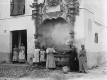 Fuente de la Piedra Escrita