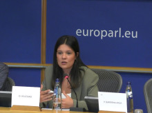 La ponente, e hija del etarra 'Gadafi', en el Parlamento Europeo