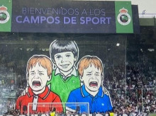 El tifo que los aficionados del Racing exhibieron el pasado 11 de mayo contra el Oviedo