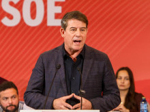 SANTIAGO DE COMPOSTELA, 10/01/2026.- El secretario general del PSdeG, José Ramón Gómez Besteiro interviene durante el Comité Nacional Galego que se celebra este sábado en Santiago de Compostela. Besteiro ha reivindicado la conciencia "feminista" de su partido y ha cargado contra quien la traiciona. EFE/ Xoán Rey