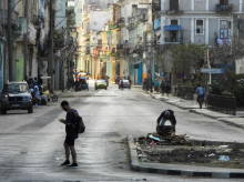 An avenue stands almost empty in Havana on February 8, 2026. The Cuban government on February 6 announced emergency measures to address a crippling energy crisis worsened by US sanctions, including the adoption of a four-day work week for state-owned companies and fuel sale restrictions. (Photo by ADALBERTO ROQUE / AFP)
