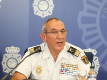 (Foto de ARCHIVO)
El director adjunto operativo, José Ángel González, interviene en la presentación de la iniciativa para concienciar sobre los peligros asociados al juego online entre adolescentes, en el Complejo Policial de Canillas, a 15 de septiembre de 2021, en Madrid (España). La Policía Nacional y Orange han presentado una campaña de concienciación sobre los perjuicios que el juego online puede causar en los adolescentes y sus familias. El proyecto está enmarcado en la iniciativa #PorUnUsoLovedelaTecnología para concienciar a los padres de los riesgos que supone para sus hijos el acceso a este tipo de actividad.  Adicción, aislamiento, ansiedad o agresividad son solo algunas de sus posibles consecuencias.

Marta Fernández / Europa Press
15 SEPTIEMBRE 2021;JUEGOS ONLINE;ADOLESCENTES;VICIO;ADICCIÓN;AISLAMIENTO;PELIGRO;ORDENADOR;INTERNET;JUEGOS
15/9/2021