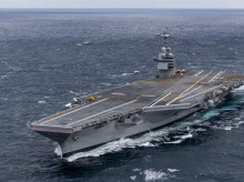 El portaaviones USS John F. Kennedy (CVN-79) durante sus pruebas de mar