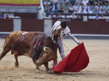 Jarocho, con el tercero de la tarde, un toro colorao ojo perdiz de 624 kilos