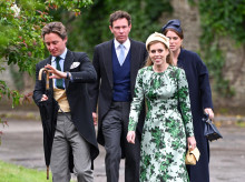 Las princesas Beatriz y Eugenia, con sus maridos Edoardo Mapelli Mozzi y Jack Brooksbank