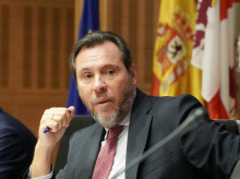 El ministro de Transportes y Movilidad Sostenible, Óscar Puente, este miércoles, en Valladolid