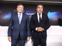 El presidente de Indra, Ángel Simón, y el consejero delegado, José María Recasens.