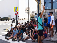 Un grupo de menores en Ceuta el pasado 10 de agosto