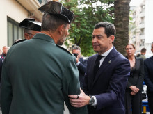 (Foto de ARCHIVO)
Imágenes de la capilla ardiente de los dos Guardia Civiles fallecidos en acto de servicio este pasado miércoles 8 de mayo, mientras perseguían a una narcolancha por la costa de Huelva. A 9 de mayo de 2026, en Huelva. El velatorio, instalado en la Comandancia de la Guardia Civil de la capital onubense ha contado con la presencia de familiares, compañeros de la benemérita y representantes políticos como el presidente de la Junta de Andalucía, Juanma Moreno.

María José López / Europa Press
09/5/2026