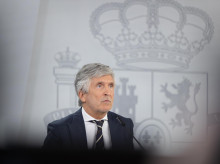 El ministro del Interior, Fernando Grande-Marlaska, durante la rueda de prensa tras el Consejo de Ministros, a 25 de agosto de 2026