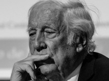 El presidente de Fraternidad Muprespa, Carlos Espinosa de los Monteros