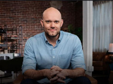 James Clear, autor del best-seller Habitos Atómicos