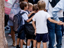 Varios alumnos el primer día de colegio en Madrid, el pasado curso escolar