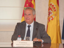 El ministro de Industria y Turismo, Jordi Hereu, interviene durante su visita la sede de la Asociación Española de Fabricantes de Azulejos y Pavimentos Cerámicos (ASCER), a 2 de septiembre de 2026, en Castellón de la Plana, Castellón, Comunidad Valenciana (España). Hereu visita ASCER para reunirse con representantes de la patronal cerámica. La asociación agrupa a más de 100 empresas y representa alrededor del 95% de la producción española de baldosas cerámicas; el sector facturó 4.834 millones de euros en 2025.

Ángel Sánchez / Europa Press
02/9/2026