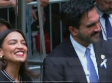 Los políticos demócratas Alexandria Ocasio-Cortez y Zohran Mamdani, alcalde de Nueva York
