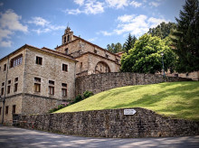 El santuario de Nuestra Señora de Las Caldas, en Cantabria
