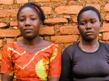 Amina y Shamila, las hermanas que han estado a punto de morir calcinadas por su propio padre