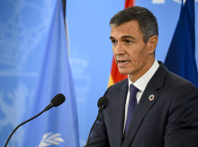 La extraña actitud de Pedro Sánchez al ser preguntado por el juicio a su mujer