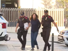 Belén López Granados entrando esposada al juzgado de Vielha (Lérida)