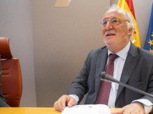 La baliza V16 es el gran proyecto de Pere Navarro