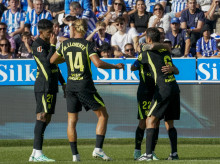 Los futbolistas del Atlético de Madrid celebran uno de los goles en Mendizorroza