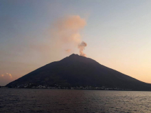 Imagen de archivo del volcán Estrómboli, en Italia