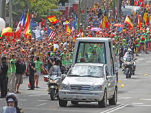 EL PAPA BENEDICTO XVI RECORRIENDO LAS CALLES DE MADRID CON MOTIVO DE LAS JORNADAS MUNDIALES DE LA JUVENTUD ( JMJ ) MADRID 2011
18/08/2011
MADRID