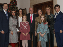Spain´s King Felipe VI, Queen Letizia, former King Juan Carlos I, former Queen Sofia, Princesses Leonor and Sofia, Infanta Elena, Froilan and Victoria Federica pose for an official portrait during the 80th birthday celebration of Juan Carlos I a in Madrid. On Friday 05, January 2018.