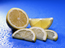 El limón es fuente de vitamina C
