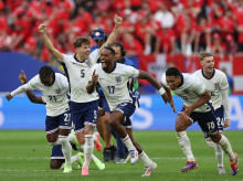 Inglaterra celebra el pase a semifinales en penaltis