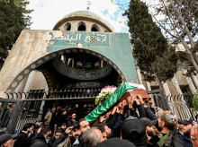 Entrada al funeral del líder de la Yihad Islámica Palestina muerto durante un ataque israelí en Siria