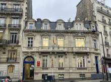 Palacete de la avenida Marceau de París que alberga el Instituto Cervantes y que el gobierno ha regalado al PNV