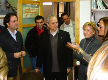 El entonces cardenal Prevost en su visita al colegio San Agustín de Madrid