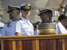 La Heredera de la Corona, en el puente de mando del `Elcano´