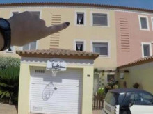 Una imagen de la casa, según se anunciaba en internet