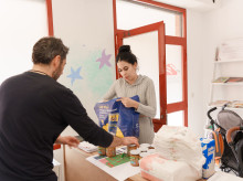 Babydespensa distribuye productos para bebés entre las madres necesitadas