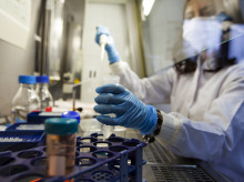 Investigadores en un laboratorio