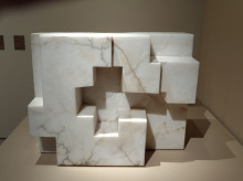 Una de las esculturas de Chillida en la exposición ‘Chillida. Mística y materia’ de Valladolid