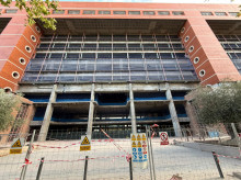 Las obras de demolición del edificio IBM en Madrid