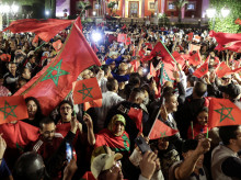 Los marroquíes celebran la decisión del Consejo de Seguridad de la ONU, en Rabat