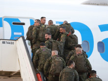 Partida de militares pertenecientes al contingente SVK-V hacia Eslovaquia.

REMITIDA / HANDOUT por DEFENSA
Fotografía remitida a medios de comunicación exclusivamente para ilustrar la noticia a la que hace referencia la imagen, y citando la procedencia de la imagen en la firma
11/12/2025