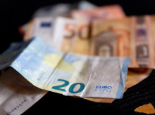 Imagen de archivo de varios billetes